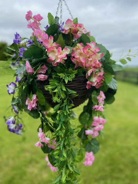 Full Floral small hanging basket