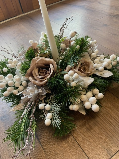 Small Isabel table centre wreath